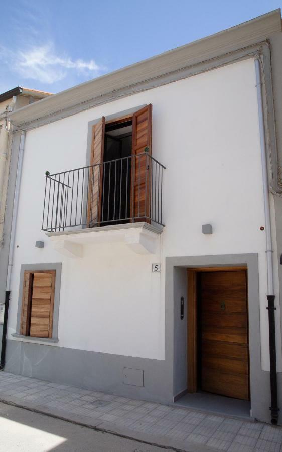 La Casetta - Rooms & Garden San Ferdinando Eksteriør bilde